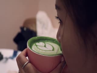 揭秘罕见病患者真实生活现状：与病魔共生共舞，有心酸、疼痛、也有爱与希望